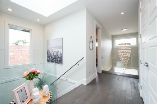 917 Sperling Avenue, Burnaby, BC 