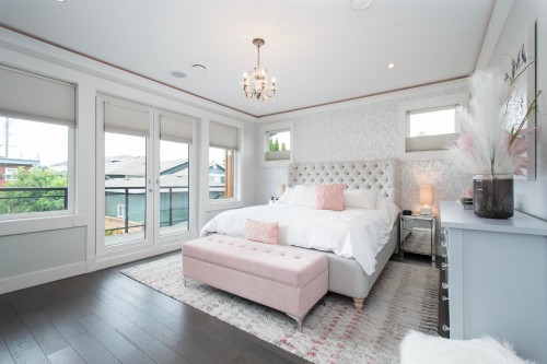 917 Sperling Avenue, Burnaby, BC 