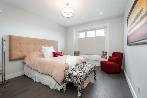 917 Sperling Avenue, Burnaby, BC 