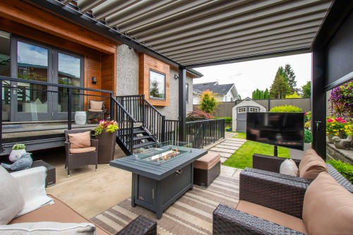 917 Sperling Avenue, Burnaby, BC 