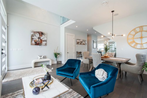 917 Sperling Avenue, Burnaby, BC 