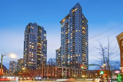 2403-928 Homer Street  Vancouver, BC V6B 1T7
