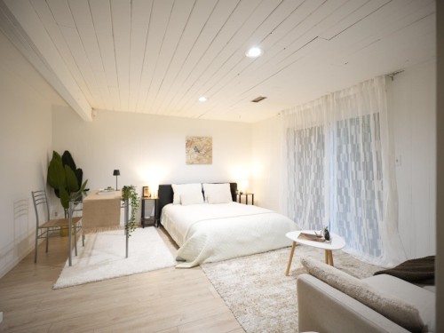 9351 Glenbrook Drive, Richmond, BC - Indoor Photo Showing Bedroom