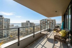 1102-151 2nd Street WNorth Vancouver, BC V7M 3P1