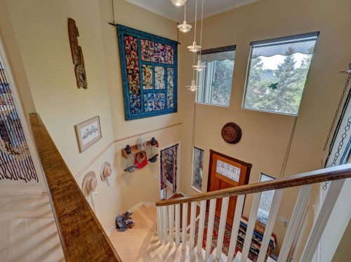 5475 Hydaway Place, Halfmoon Bay, BC - Indoor Photo Showing Other Room