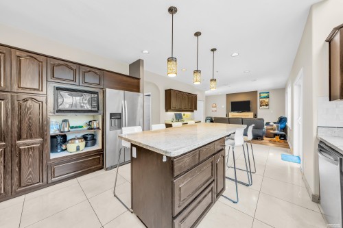 3549 40Th Avenue W, Vancouver, BC 