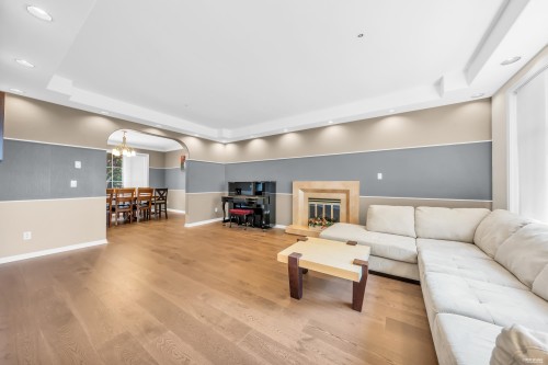 3549 40Th Avenue W, Vancouver, BC 