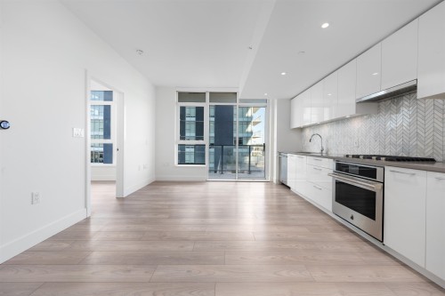 601-8570 Rivergrass Drive, Vancouver, BC 