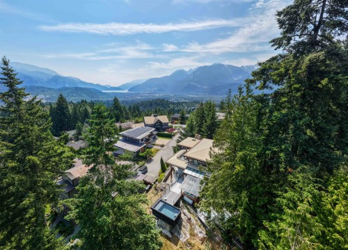 4-40781 Thunderbird Ridge, Squamish, BC - Outdoor With View