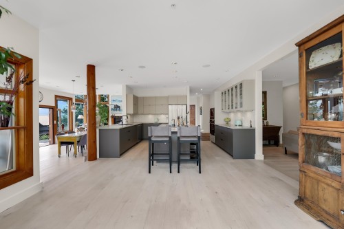 4-40781 Thunderbird Ridge, Squamish, BC - Indoor With Fireplace