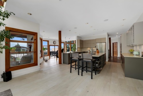 4-40781 Thunderbird Ridge, Squamish, BC - Indoor