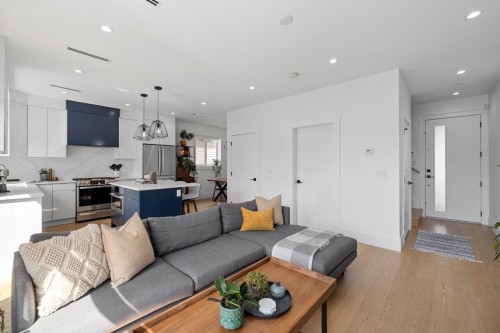 5867 Battison Street, Vancouver, BC 
