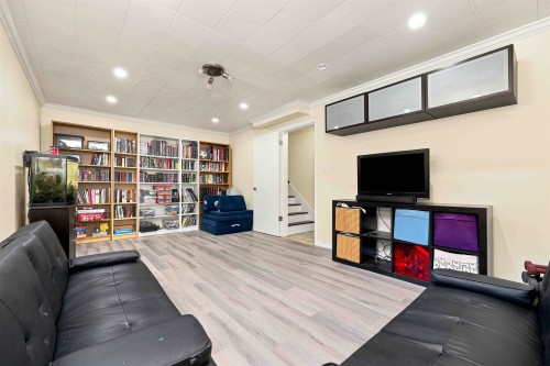 3023 Centaurus Drive, Burnaby, BC 