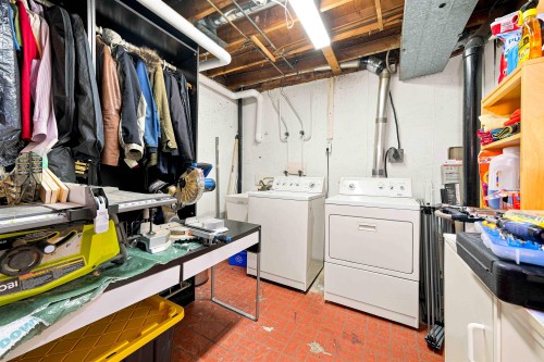 3023 Centaurus Drive, Burnaby, BC 