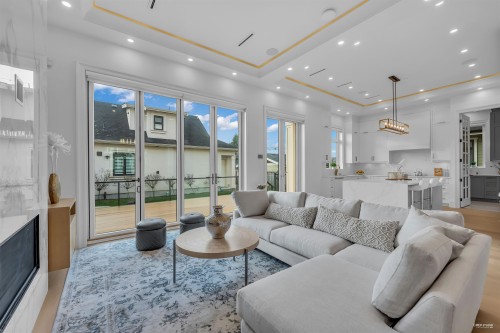 2246 20Th Avenue W, Vancouver, BC 