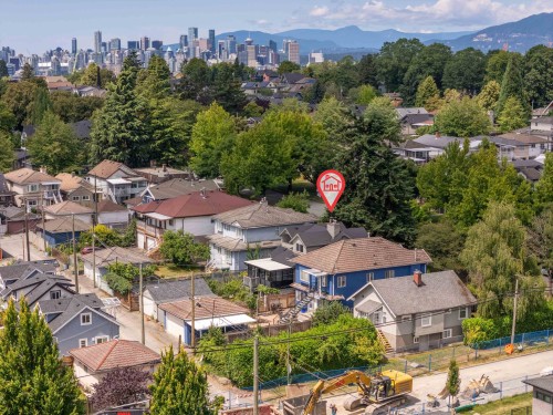 2474 5Th Avenue E, Vancouver, BC - Outdoor With View