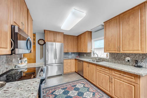 2474 5Th Avenue E, Vancouver, BC - Indoor Photo Showing Kitchen With Double Sink