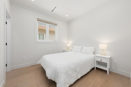 11308 Williams Road, Richmond, BC - Indoor Photo Showing Bedroom