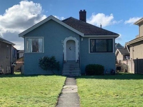 3178 Pender Street E, Vancouver, BC 