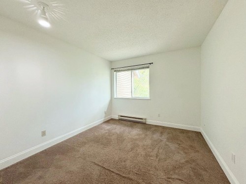 8-7400 Minoru Boulevard, Richmond, BC - Indoor Photo Showing Other Room