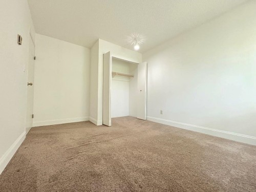 8-7400 Minoru Boulevard, Richmond, BC - Indoor Photo Showing Other Room
