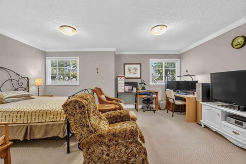 5375 Opal Place, Richmond, BC - Indoor Photo Showing Bedroom