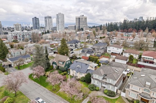 5878 Arlington Street, Vancouver, BC - Outdoor With View