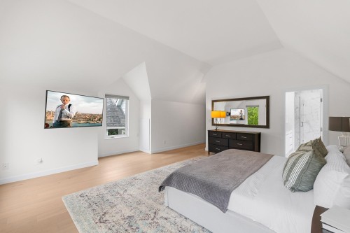 1733 Fulton Avenue, West Vancouver, BC 
