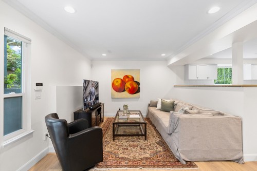1733 Fulton Avenue, West Vancouver, BC 