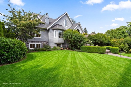 1733 Fulton Avenue, West Vancouver, BC 