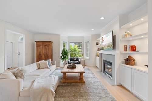 1733 Fulton Avenue, West Vancouver, BC 