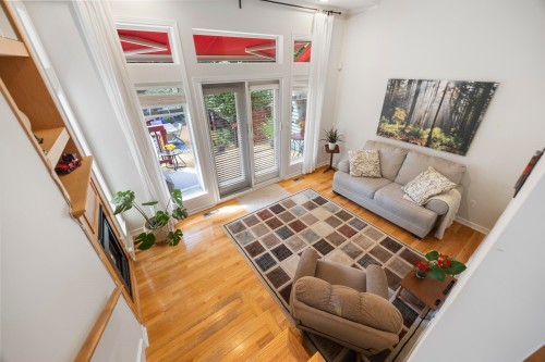 3608 7Th Avenue W, Vancouver, BC 