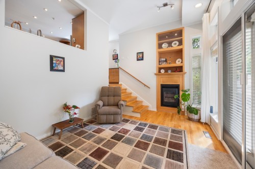 3608 7Th Avenue W, Vancouver, BC 