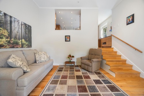 3608 7Th Avenue W, Vancouver, BC 