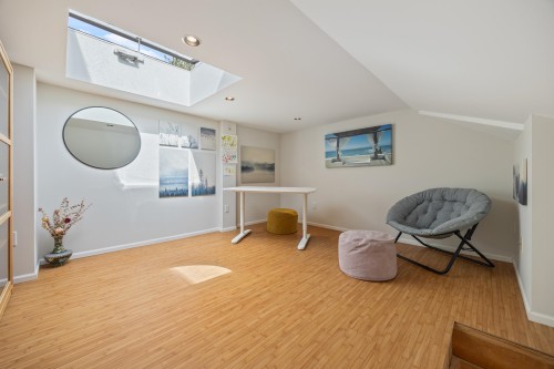 3608 7Th Avenue W, Vancouver, BC 