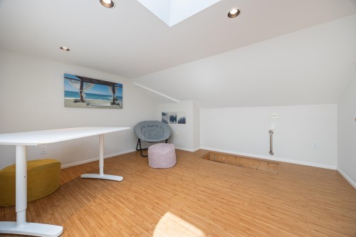3608 7Th Avenue W, Vancouver, BC 