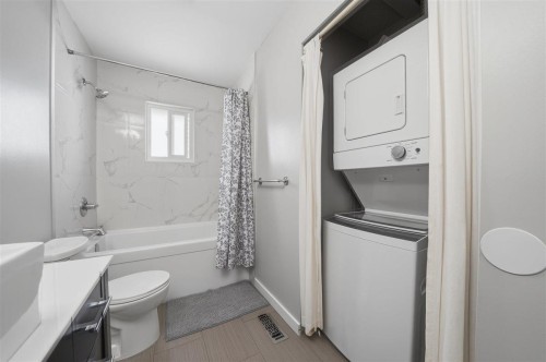 2270 Irvine Avenue, Port Coquitlam, BC 