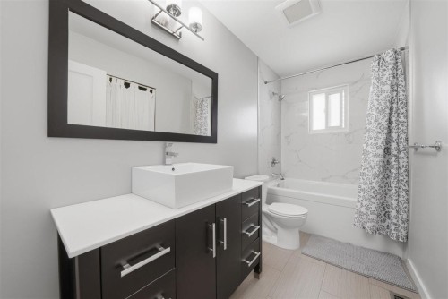 2270 Irvine Avenue, Port Coquitlam, BC 