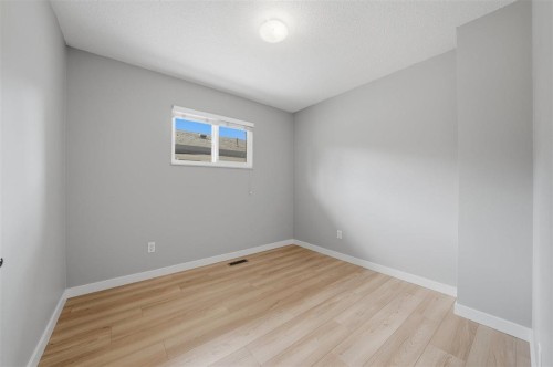 2270 Irvine Avenue, Port Coquitlam, BC 