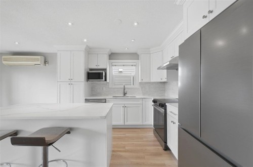 2270 Irvine Avenue, Port Coquitlam, BC 