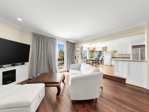 740 Knockmaroon Road, West Vancouver, BC 