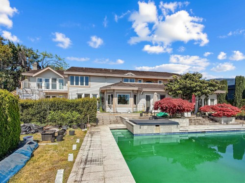 740 Knockmaroon Road, West Vancouver, BC 