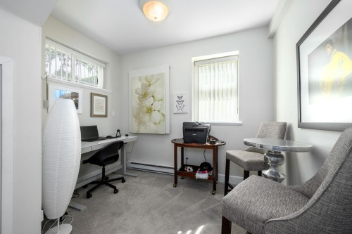 8013 17Th Avenue, Burnaby, BC 