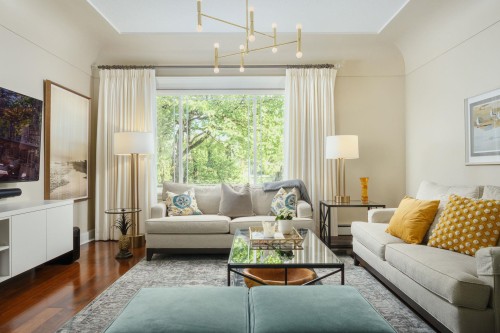 8013 17Th Avenue, Burnaby, BC 