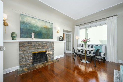 8013 17Th Avenue, Burnaby, BC 