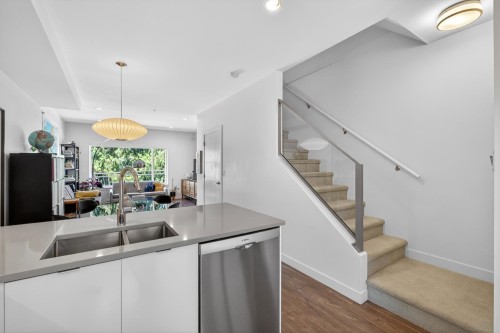 217-455 16Th Avenue E, Vancouver, BC 