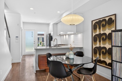 217-455 16Th Avenue E, Vancouver, BC 