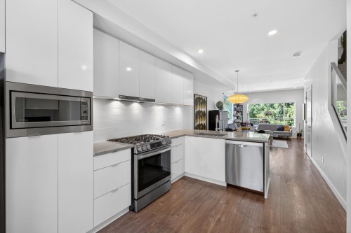 217-455 16Th Avenue E, Vancouver, BC 