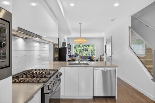 217-455 16Th Avenue E, Vancouver, BC 