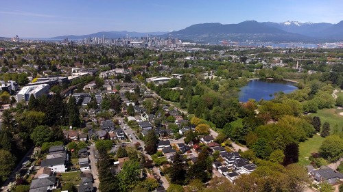 2137 20Th Avenue, Vancouver, BC 